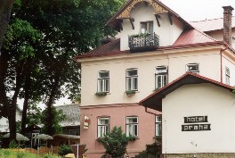 Potštejn-restaurace_hotel Praha (33 Kb)